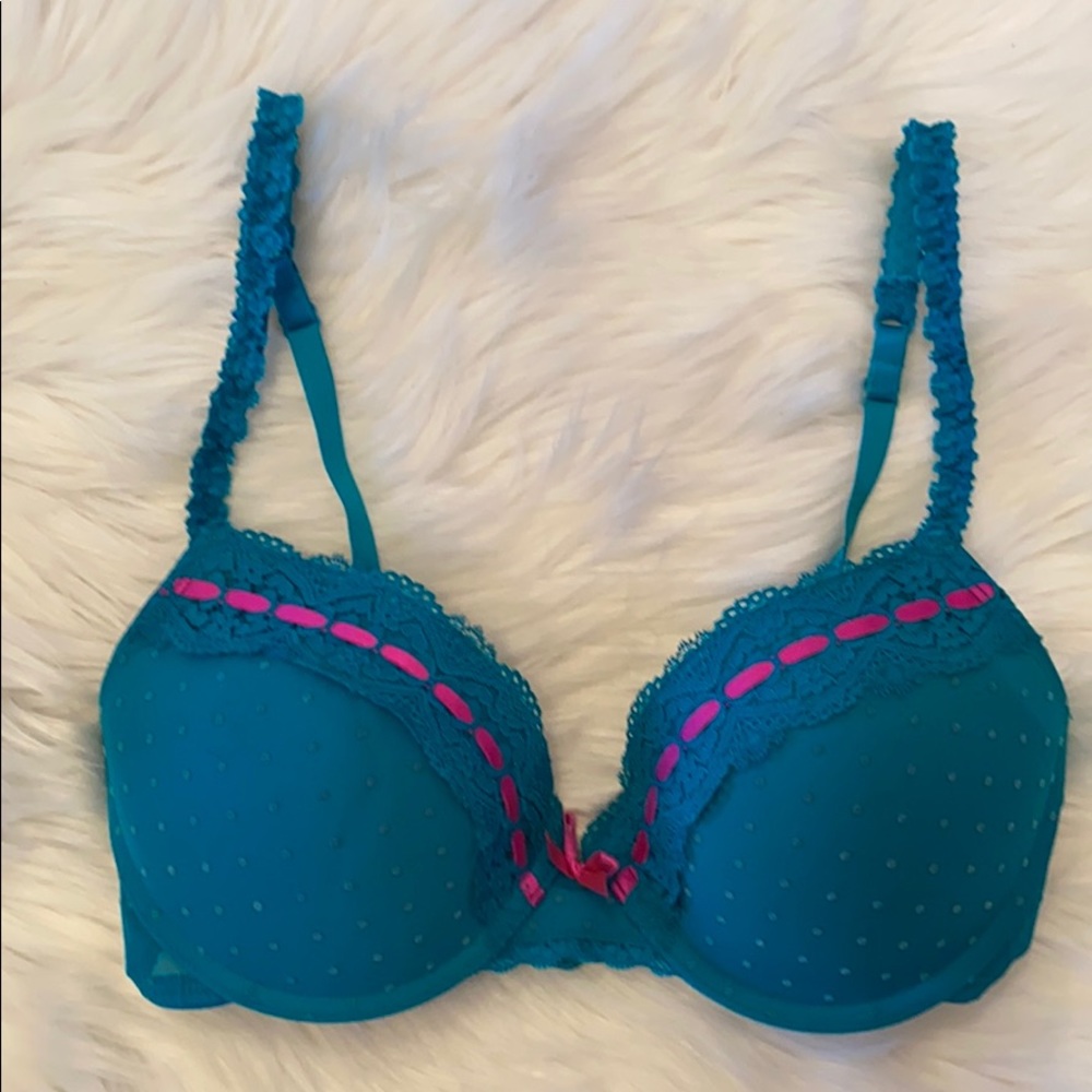 CANDIE’S Uplift Padded Lace Bra 36C